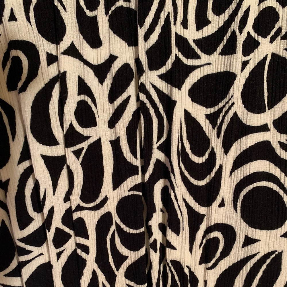 buttoned up blouse - Picture 5 of 5